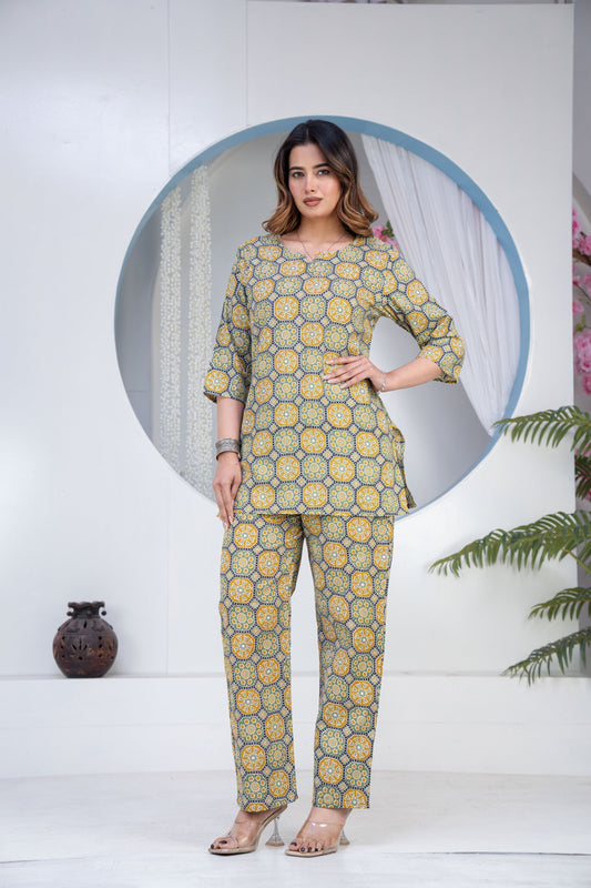 Printed Cord Set for women